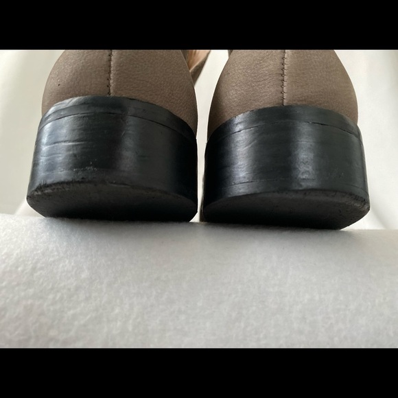 Lucky Brand Taupe Size 8M Nubuck Leather Booties - Picture 9 of 16
